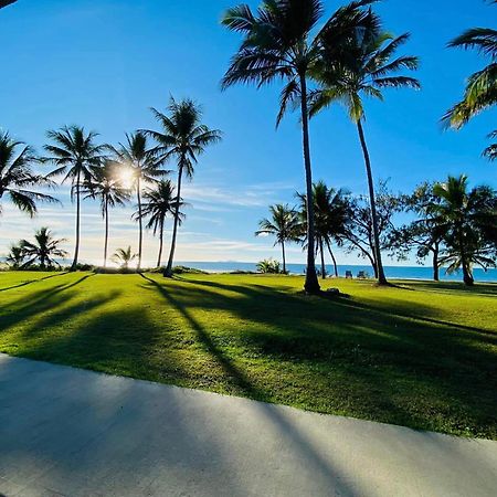Sarina Beach Motel Grasstree Beach Buitenkant foto